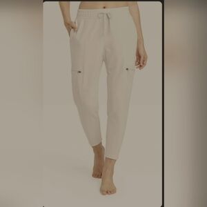 Super Cute Cargo Jogger for Women